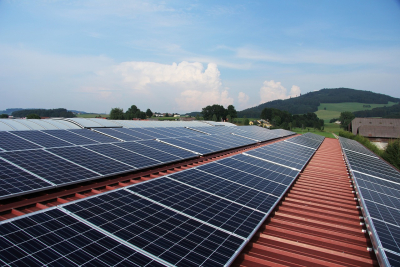 Jak systemy fotowoltaiczne zmieniają nasze podejście do energii?